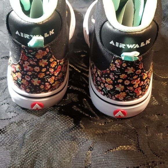 AIRWALK CHILDRENS SNEAKERS - Picture 4 of 5